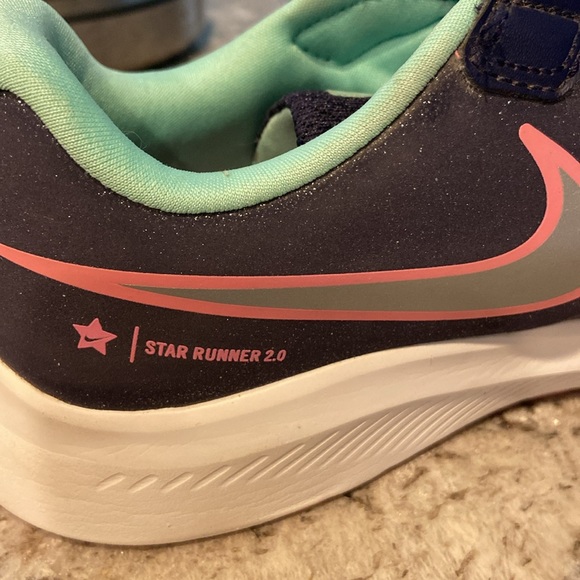 Girls Nike Star Runner 2.0 in Blue Sparkle Sz 3Y - Picture 4 of 6